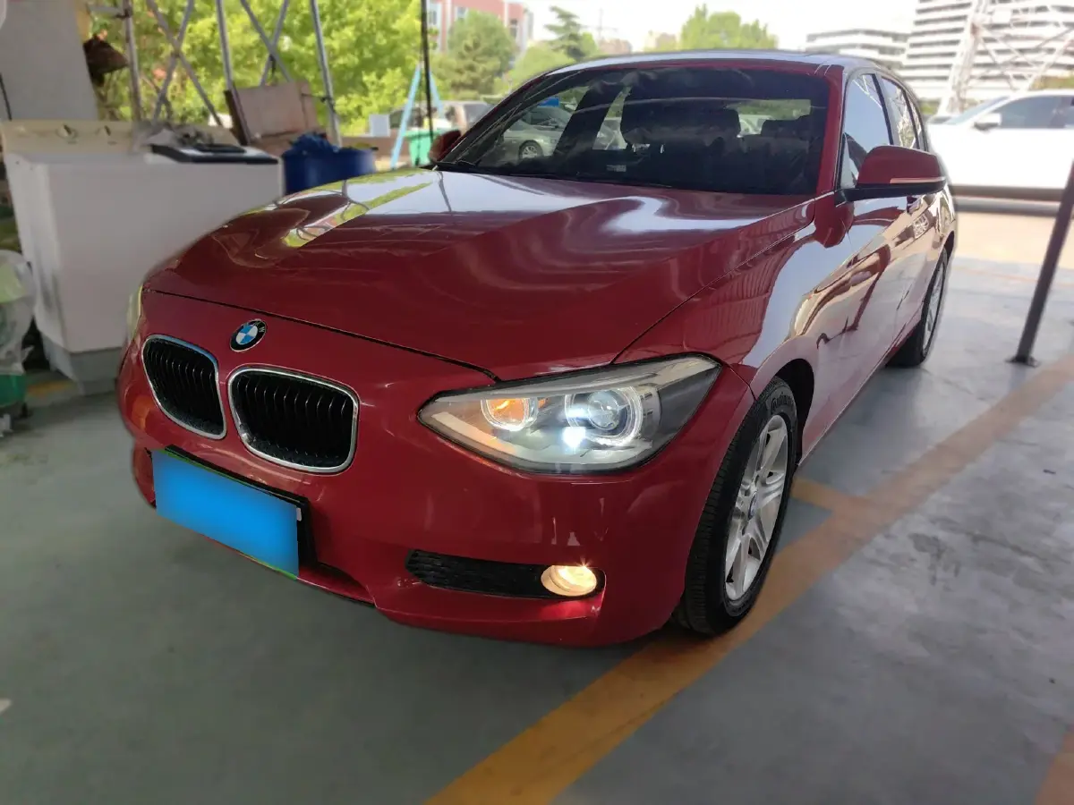 2012 BMW 1 Series 1.6T 136HP L4 8AT