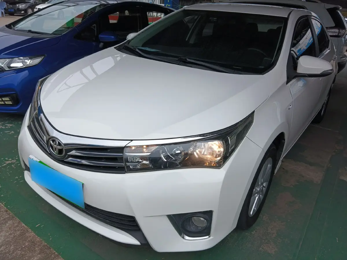 2014 Toyota Corolla 1.6L 122HP L4 CVT