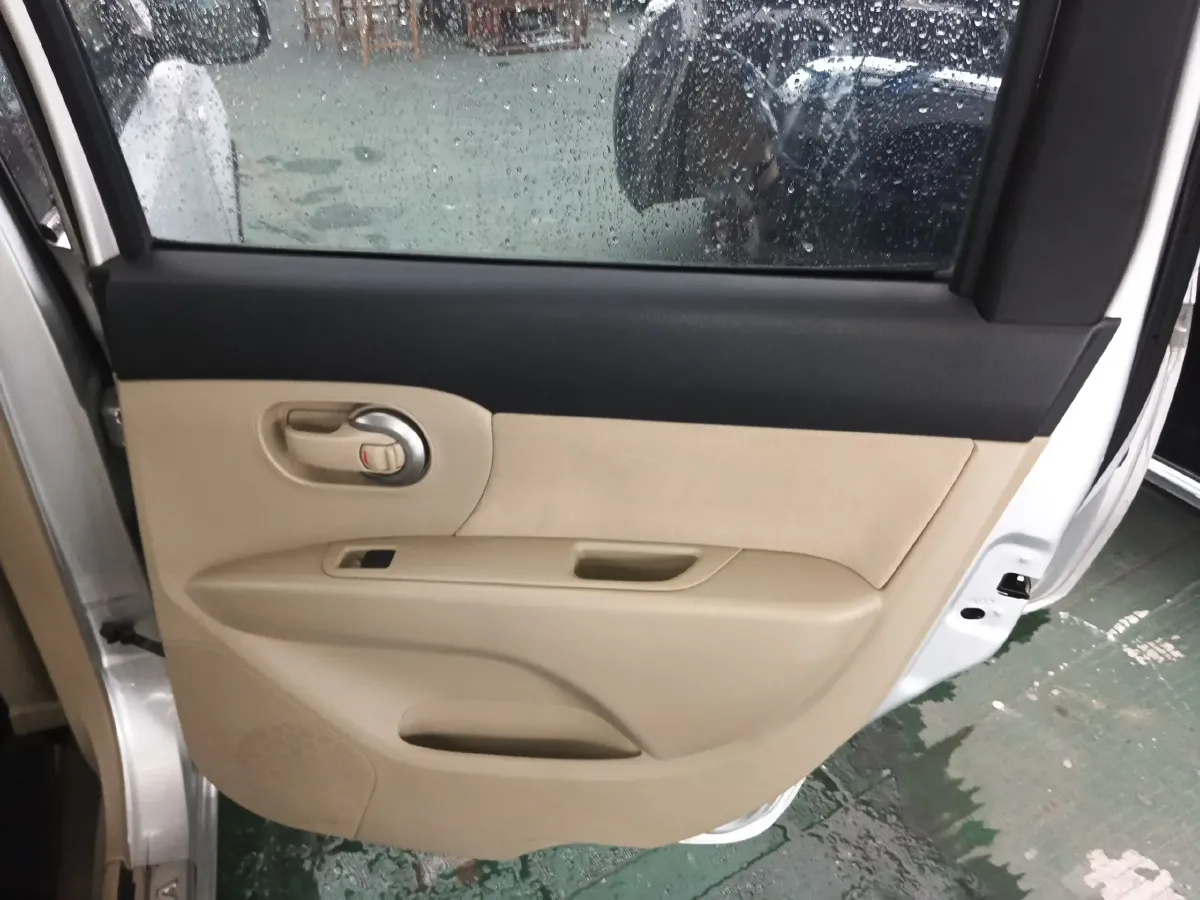 2013 Nissan Livina 1.6L 124HP L4 CVT,autocango,china used car exporter,china ev exporter,chinese used car exporter,chinese used ev exporter