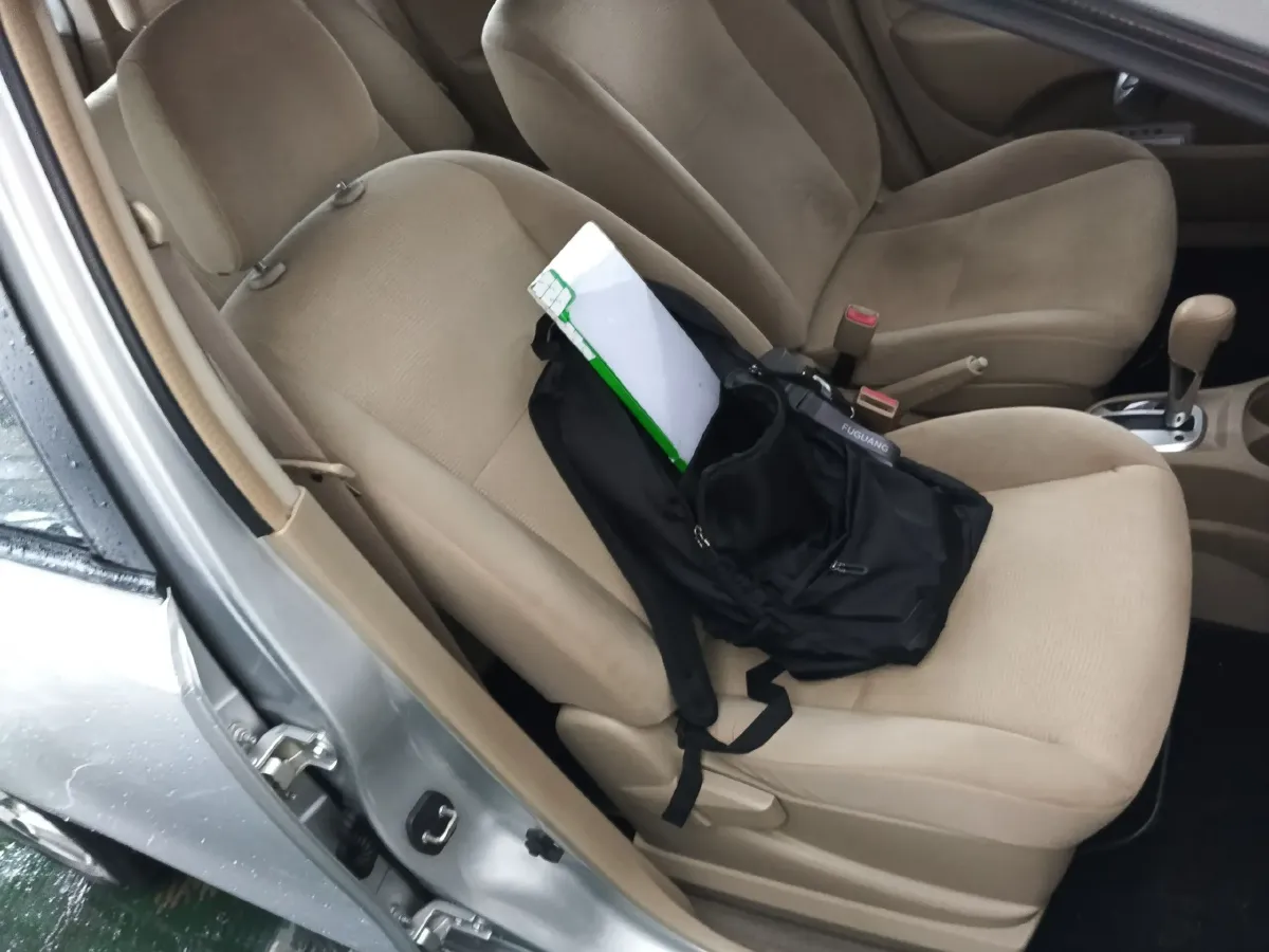 2013 Nissan Livina 1.6L 124HP L4 CVT,autocango,china used car exporter,china ev exporter,chinese used car exporter,chinese used ev exporter