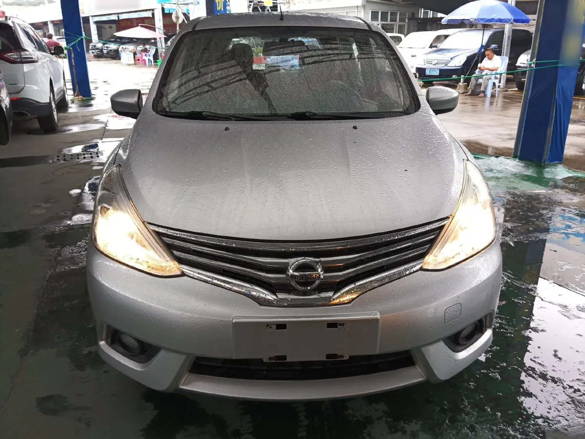 2013 Nissan Livina 1.6L 124HP L4 CVT,autocango,china used car exporter,china ev exporter,chinese used car exporter,chinese used ev exporter