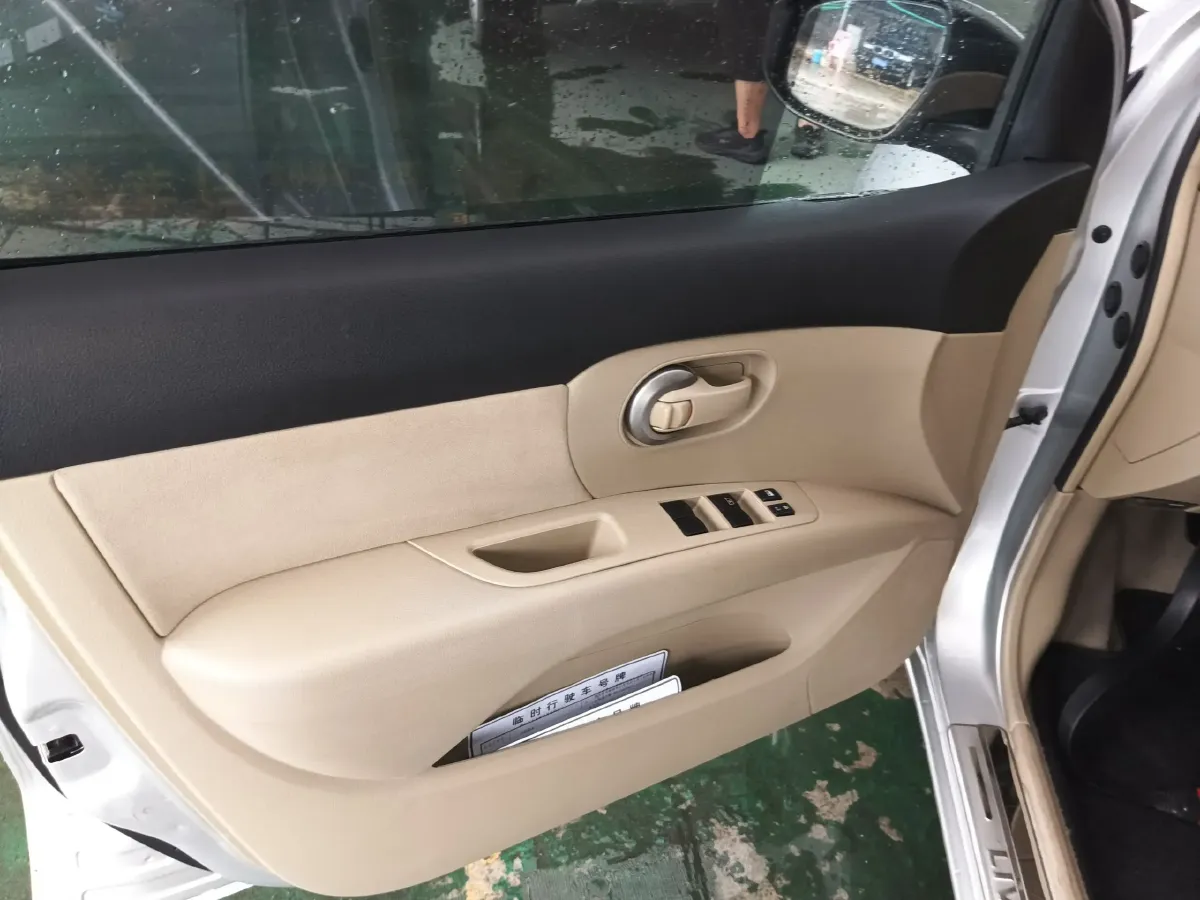 2013 Nissan Livina 1.6L 124HP L4 CVT,autocango,china used car exporter,china ev exporter,chinese used car exporter,chinese used ev exporter