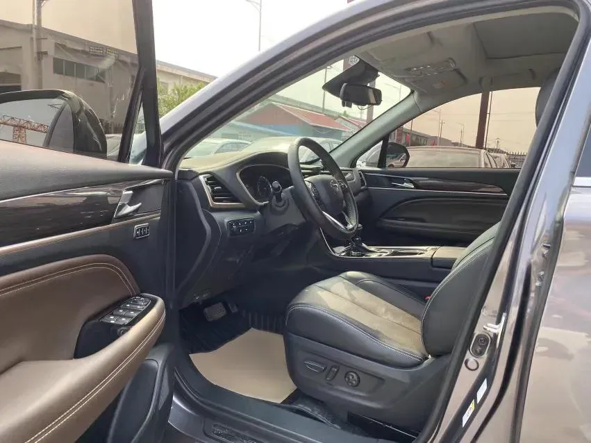 2019 GAC Trumpchi GS5 1.5T 169HP L4 6AT,autocango,china used car exporter,china ev exporter,chinese used car exporter,chinese used ev exporter