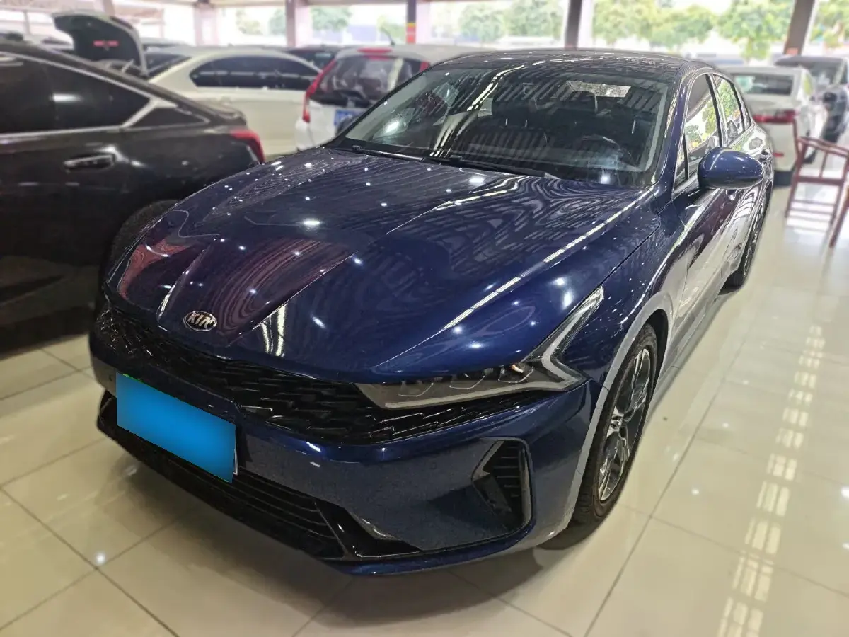 2020 Kia K5 2.0T 240HP L4 8AT