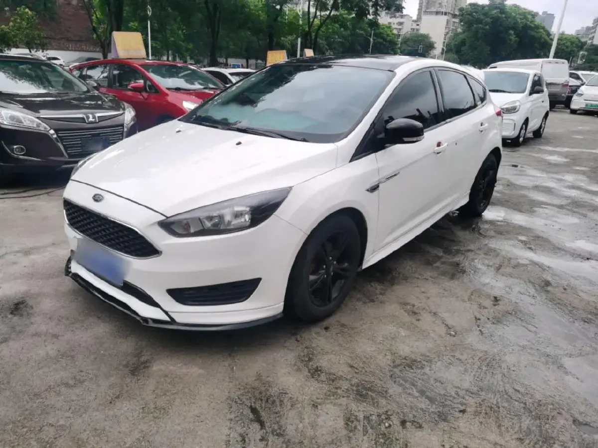 2018 Ford Focus 1.6L 125HP L4 6DCT