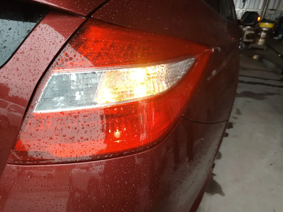 2011 Honda Crosstour 3.5L 280HP V6 5AT,autocango,china used car exporter,china ev exporter,chinese used car exporter,chinese used ev exporter