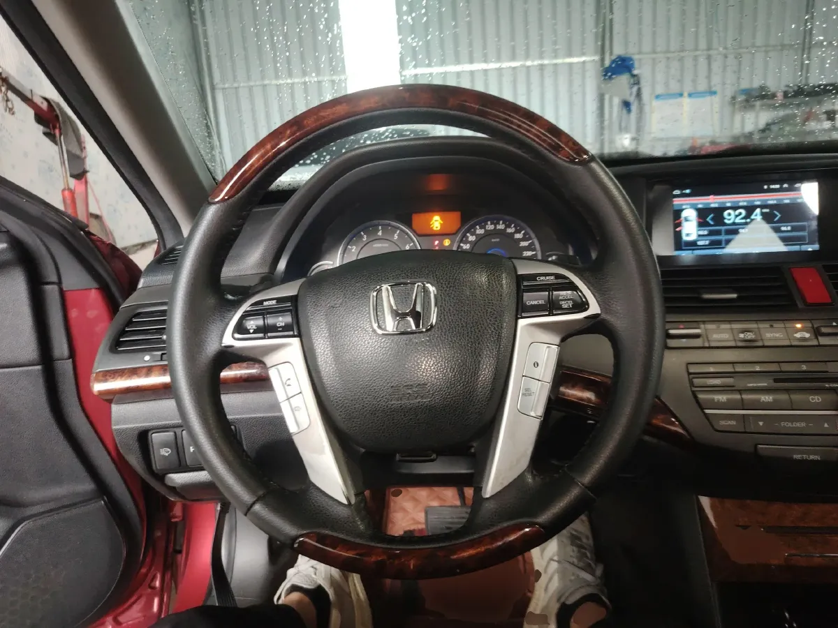 2011 Honda Crosstour 3.5L 280HP V6 5AT,autocango,china used car exporter,china ev exporter,chinese used car exporter,chinese used ev exporter