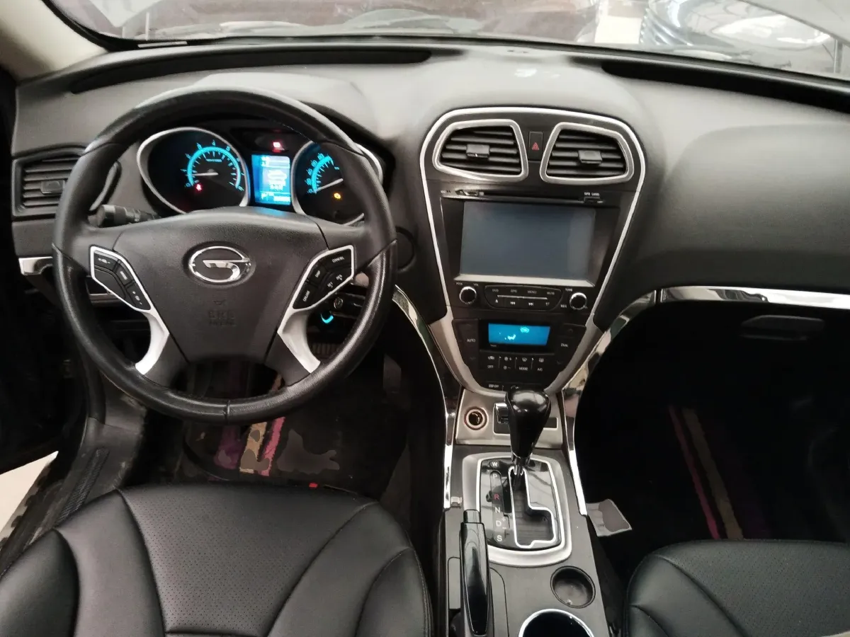 2014 GAC Trumpchi GS5 1.8T 177HP L4 5AT,autocango,china used car exporter,china ev exporter,chinese used car exporter,chinese used ev exporter