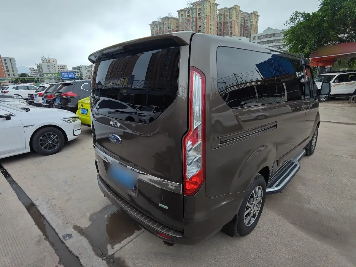 2017 Ford Tourneo 2.0T 203HP L4 6AT,autocango,china used car exporter,china ev exporter,chinese used car exporter,chinese used ev exporter