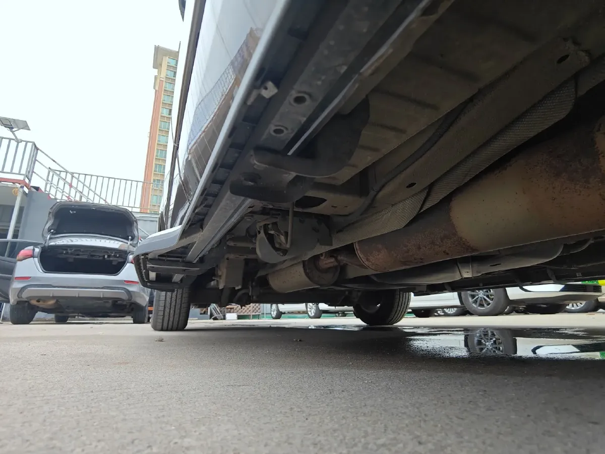 2017 Ford Tourneo 2.0T 203HP L4 6AT,autocango,china used car exporter,china ev exporter,chinese used car exporter,chinese used ev exporter