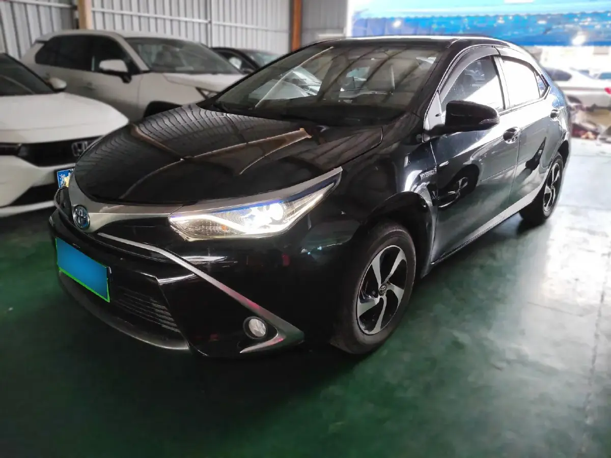 2017 Toyota Levin 1.8L 99HP L4 E-CVT Hybrid