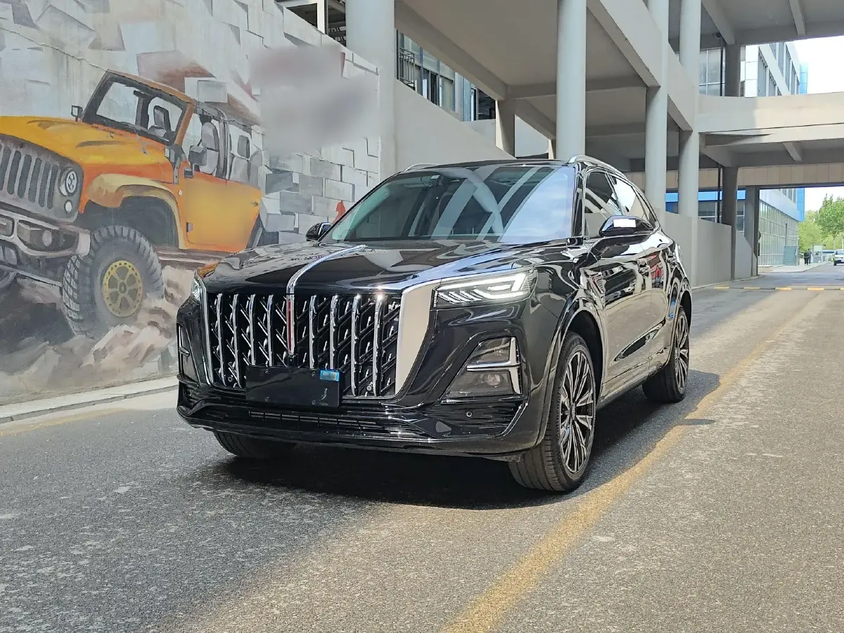 2023 HongQi HS5 2.0T 252HP L4 8AT