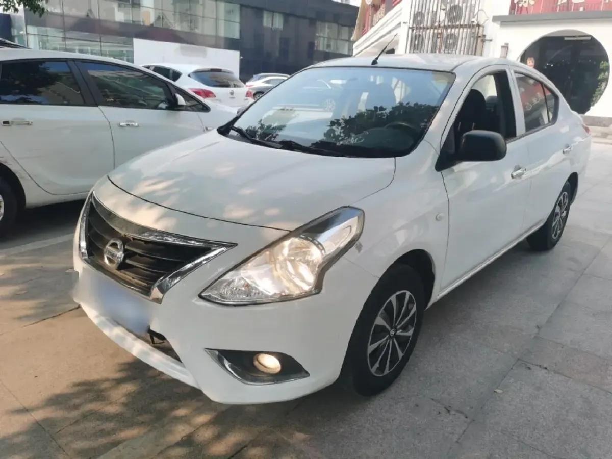 2016 Nissan Sunny 1.5L 112HP L4 5MT,autocango,china used car exporter,china ev exporter,chinese used car exporter,chinese used ev exporter