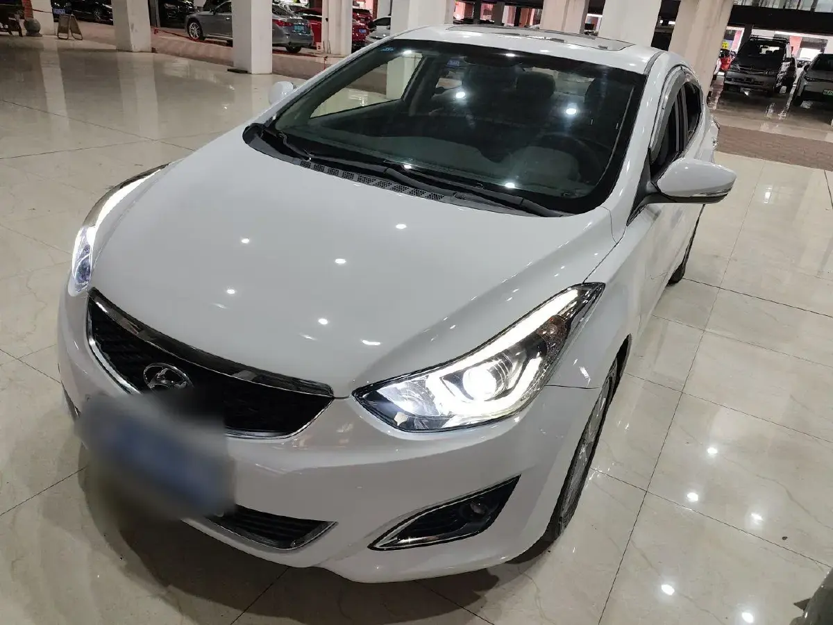 2016 Hyundai Elantra 1.6L 128HP L4 6AT