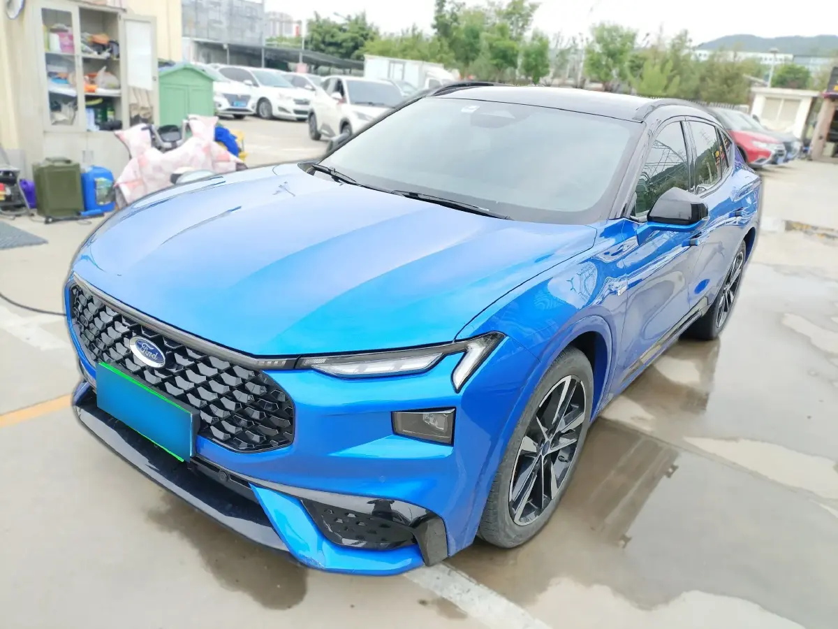 2022 Ford EVOS 2.0T 238HP L4 8AT