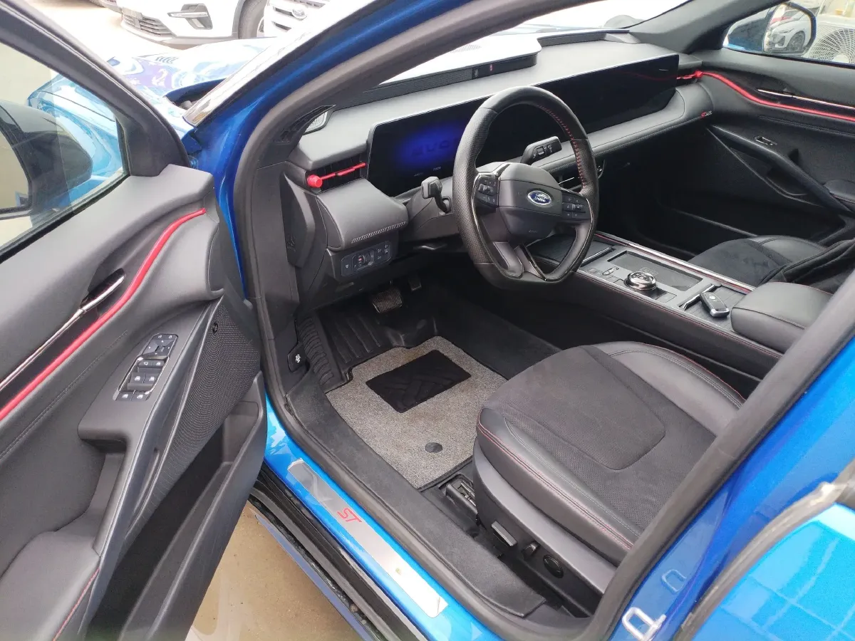 2022 Ford EVOS 2.0T 238HP L4 8AT,autocango,china used car exporter,china ev exporter,chinese used car exporter,chinese used ev exporter