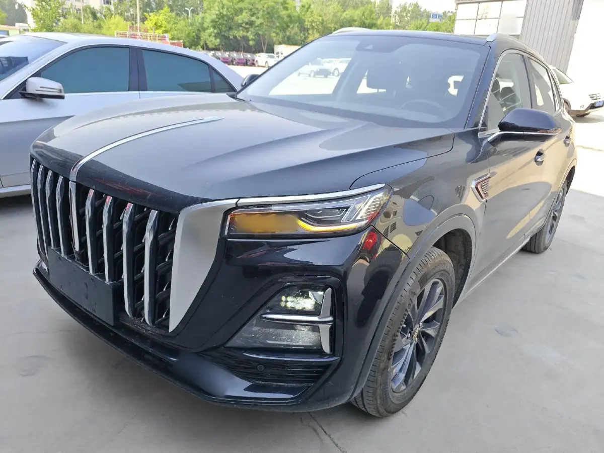 2023 HongQi HS5 2.0T 252HP L4 8AT