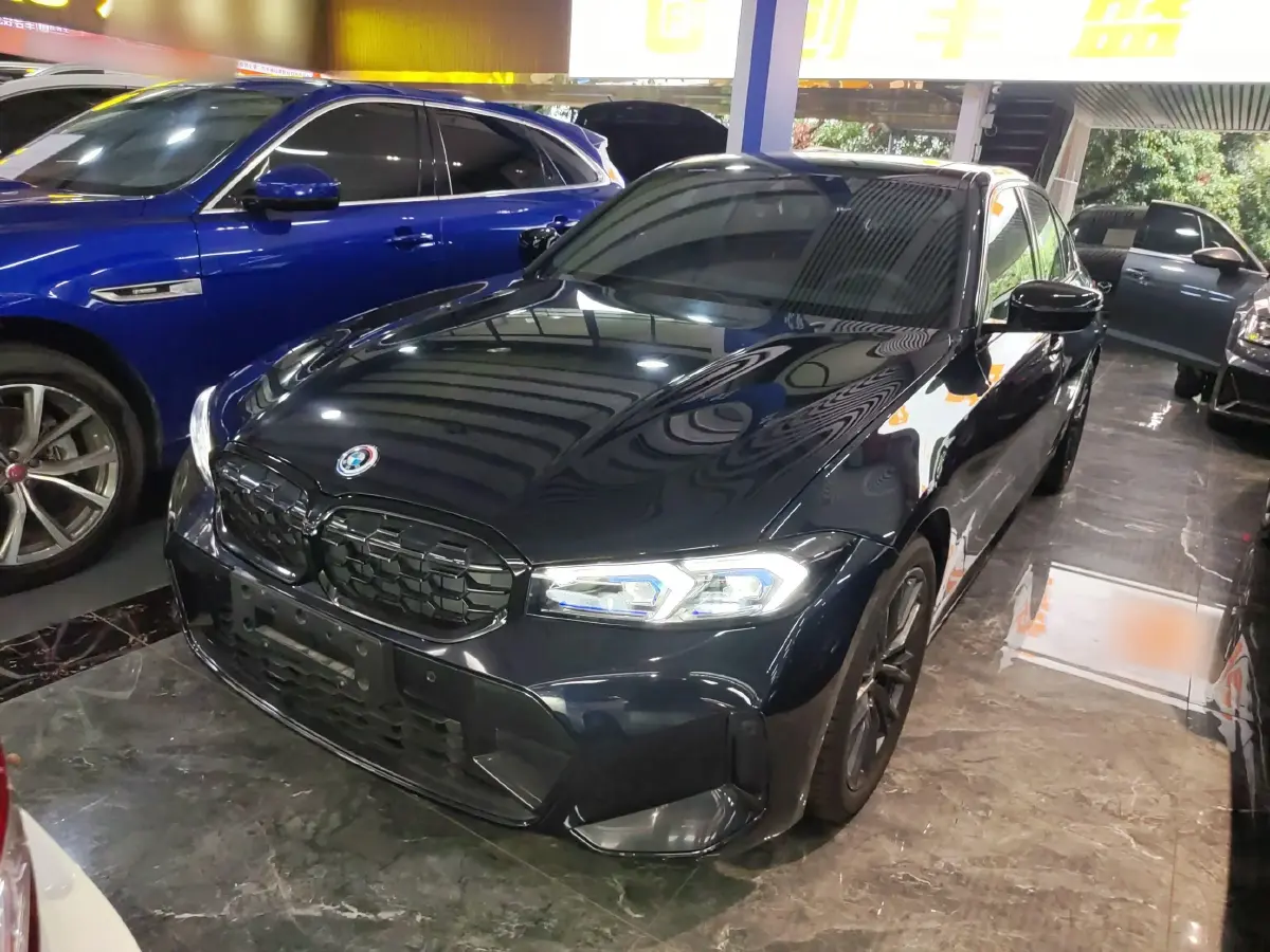 2024 BMW 3 Series 2.0T 245HP L4 8AT