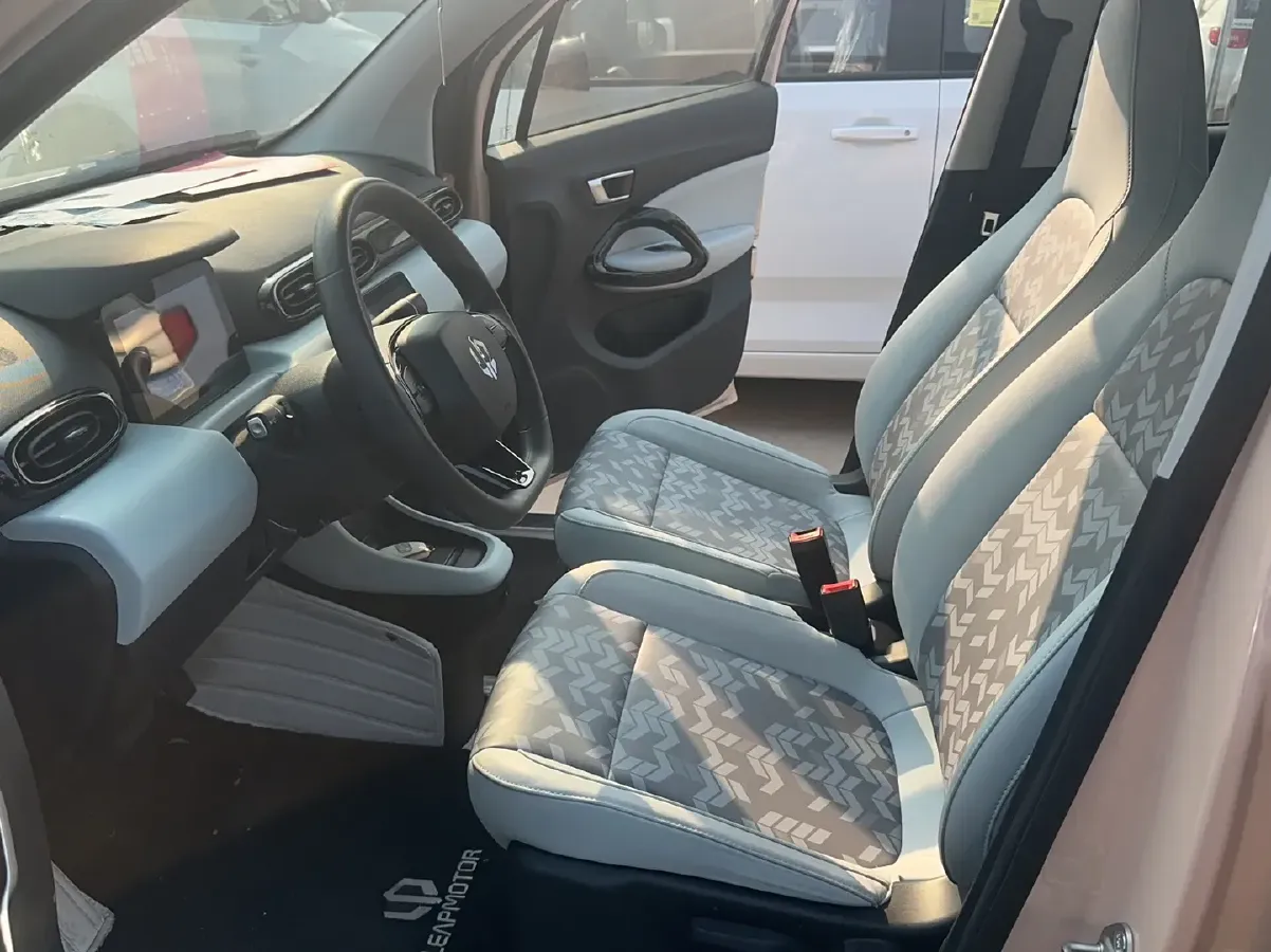 2022 Leapmotor T03 BEV 41KWH,autocango,china used car exporter,china ev exporter,chinese used car exporter,chinese used ev exporter