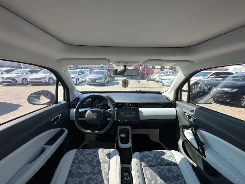 2022 Leapmotor T03 BEV 41KWH,autocango,china used car exporter,china ev exporter,chinese used car exporter,chinese used ev exporter