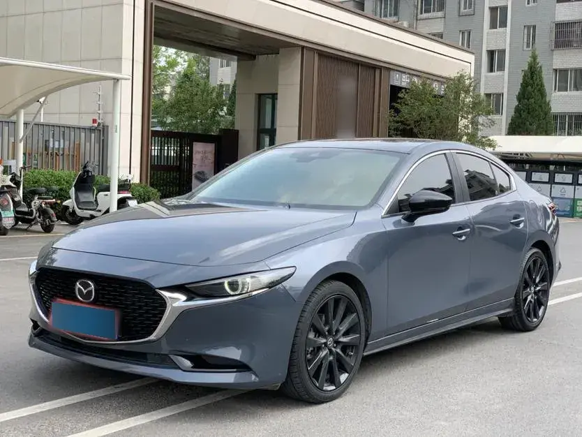 2022 Mazda 3 Axela 2.0L 158HP L4 6AT
