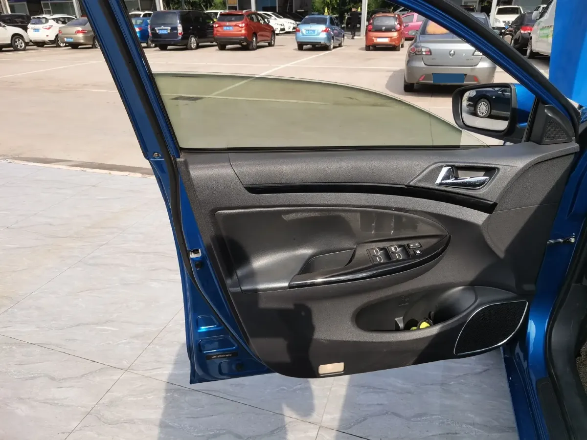 2014 BYD SuRui 1.5L 109HP L4 5MT,autocango,china used car exporter,china ev exporter,chinese used car exporter,chinese used ev exporter