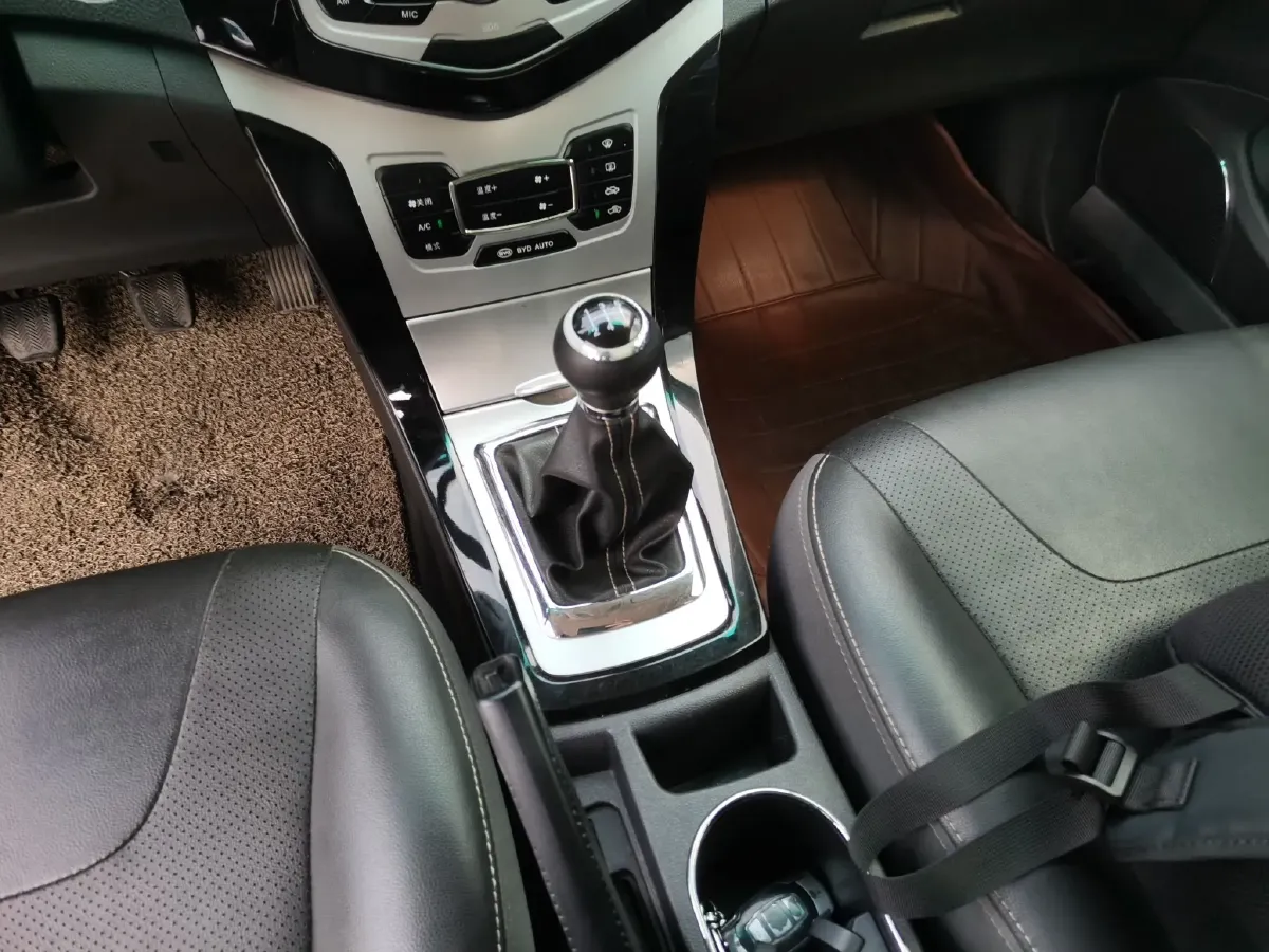 2014 BYD SuRui 1.5L 109HP L4 5MT,autocango,china used car exporter,china ev exporter,chinese used car exporter,chinese used ev exporter