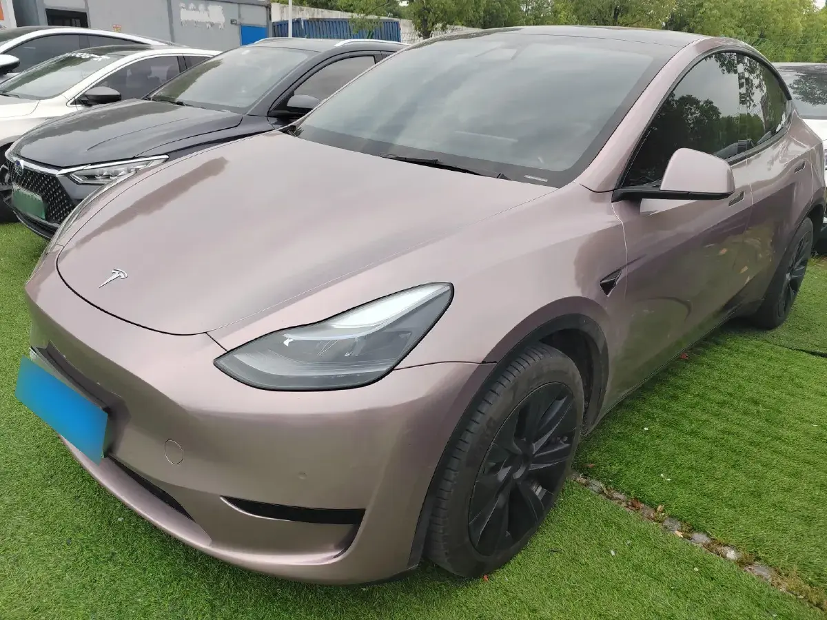 2022 Tesla Model Y BEV 60KWH