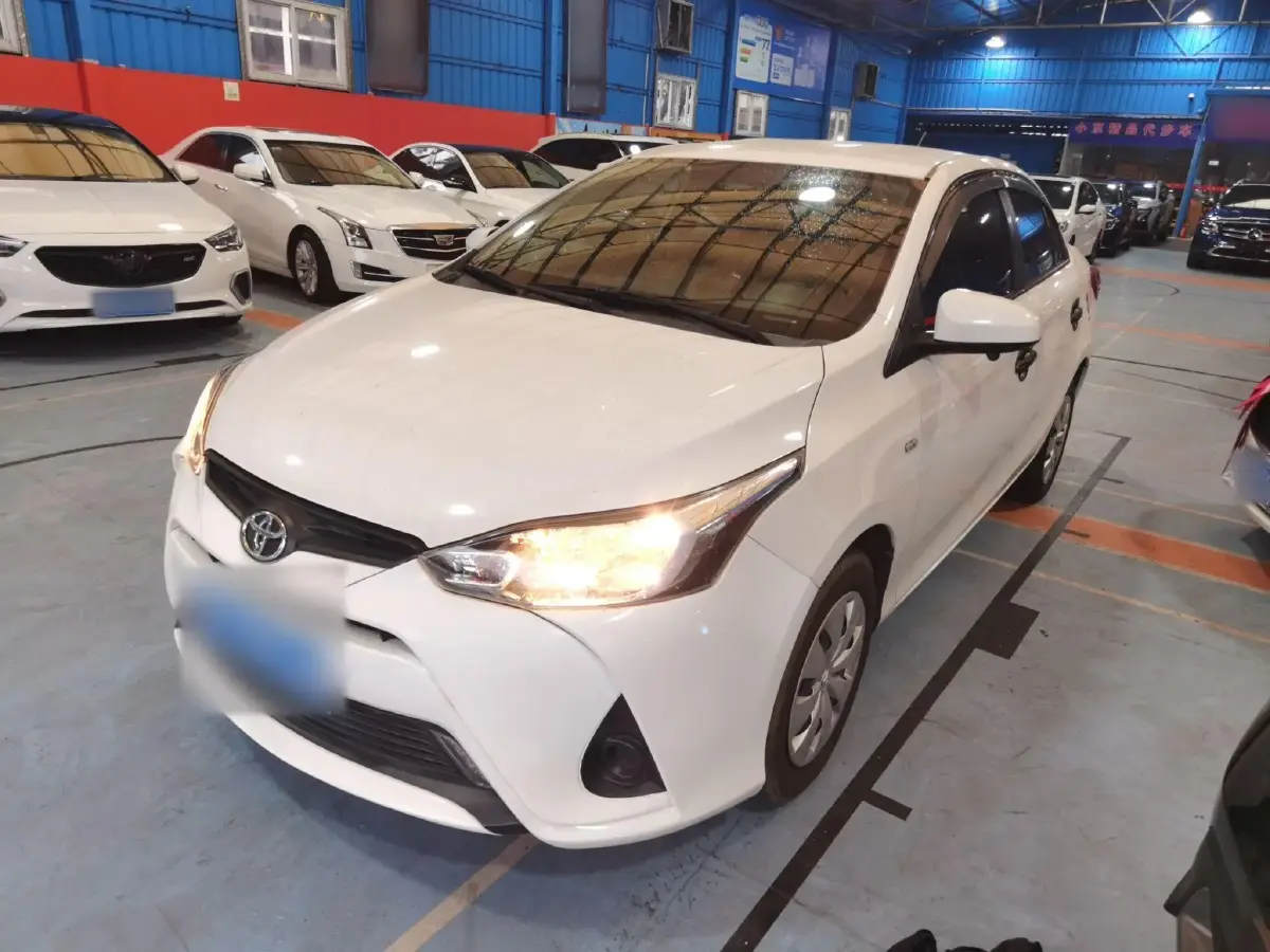 2020 Toyota Yaris L 1.5L 110HP L4 CVT