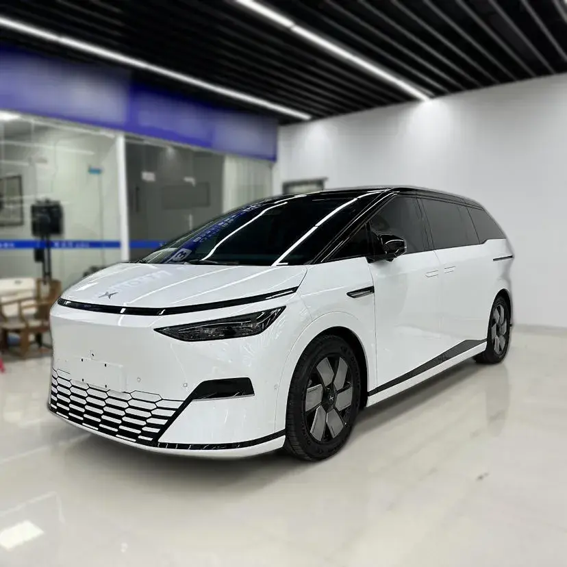 2024 Xpeng X9 BEV 84.5KWH