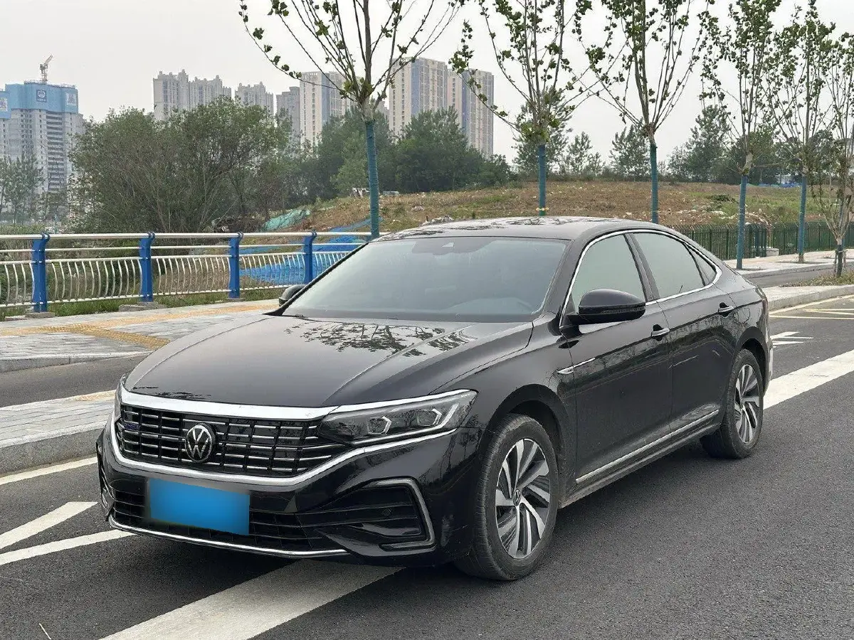 2022 Volkswagen Passat 1.4T 150HP L4 6DCT PHEV 13KWH