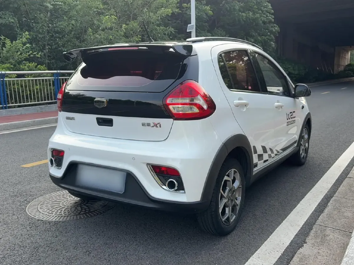 2017 Geely Vision X1 1.3L 88HP L4 4AT,autocango,china used car exporter,china ev exporter,chinese used car exporter,chinese used ev exporter