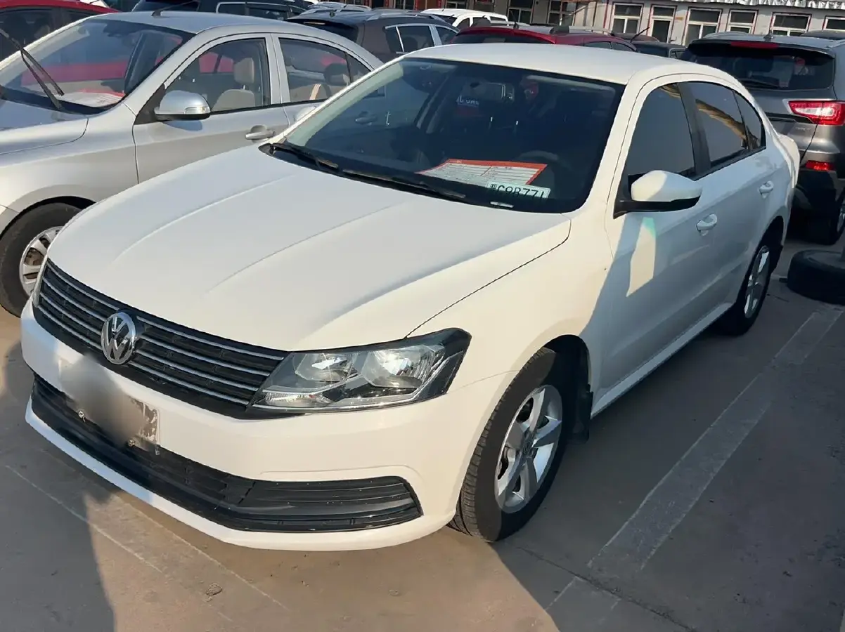 2015 Volkswagen Lavida 1.6L 110HP L4 6AT