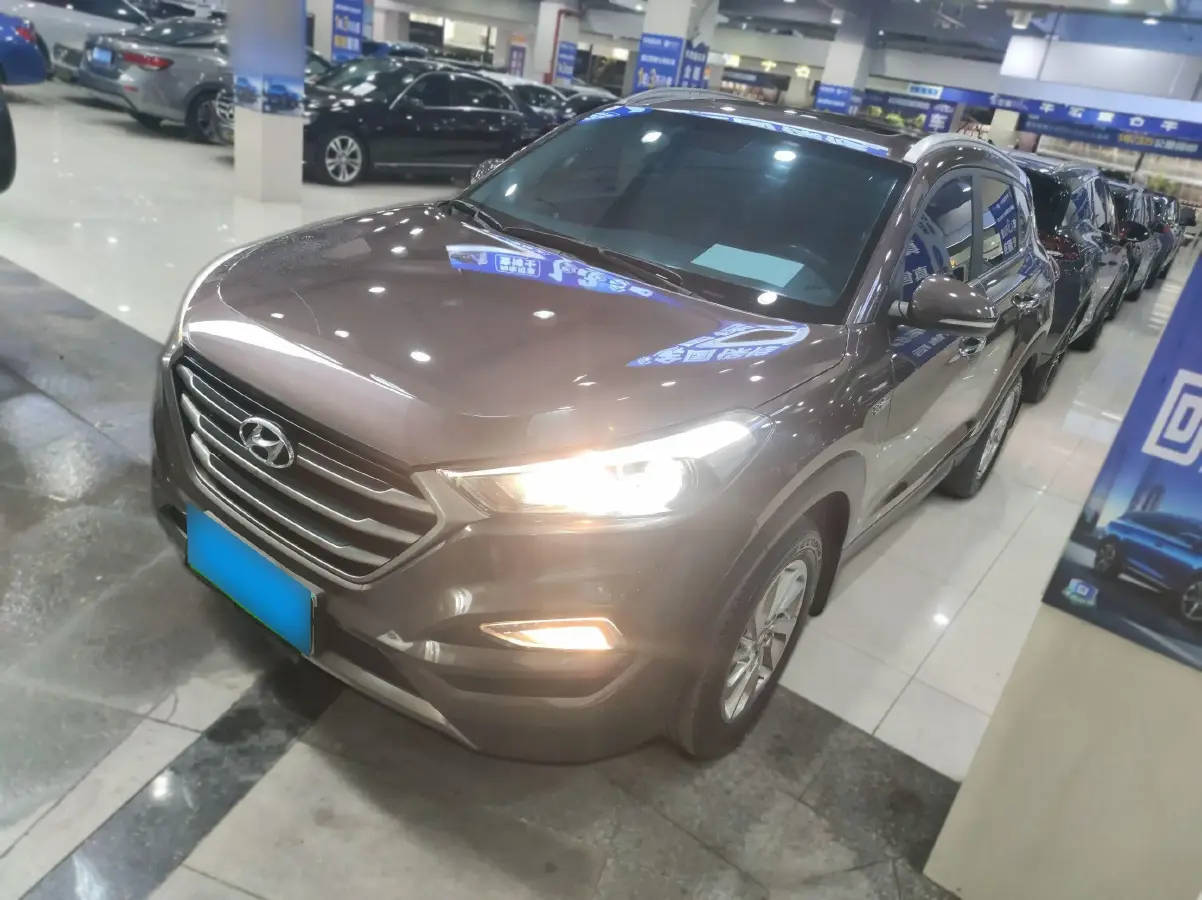 2015 Hyundai Tucson 1.6T 177HP L4 7DCT 2015 Hyundai Tucson 1.6T 177HP L4 7DCT