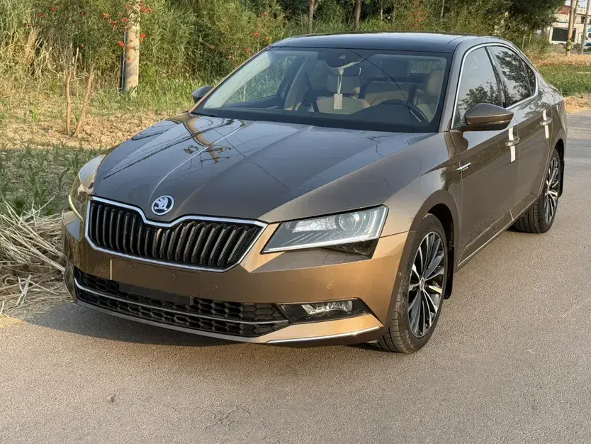 2016 Skoda Superb 1.8T 180HP L4 7DCT