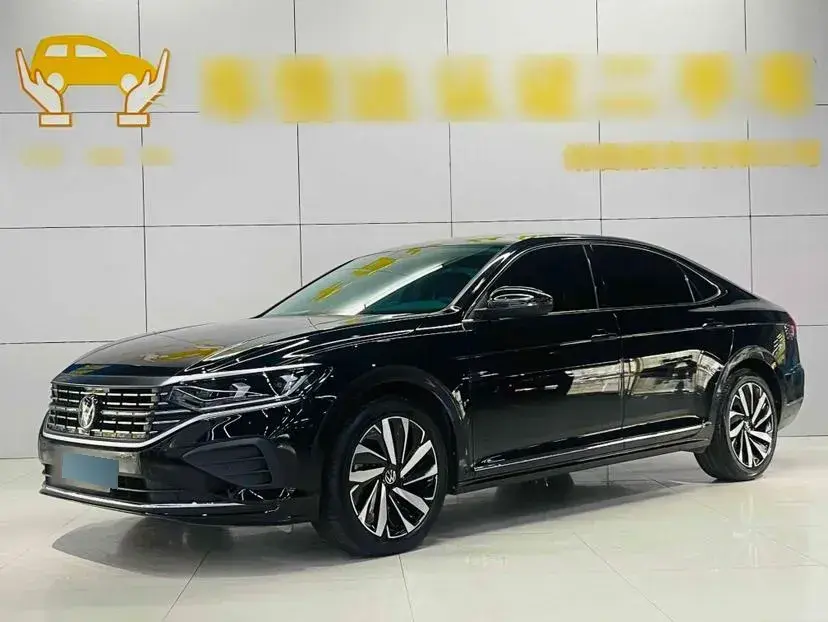 2024 Volkswagen Passat 2.0T 220HP L4 7DCT