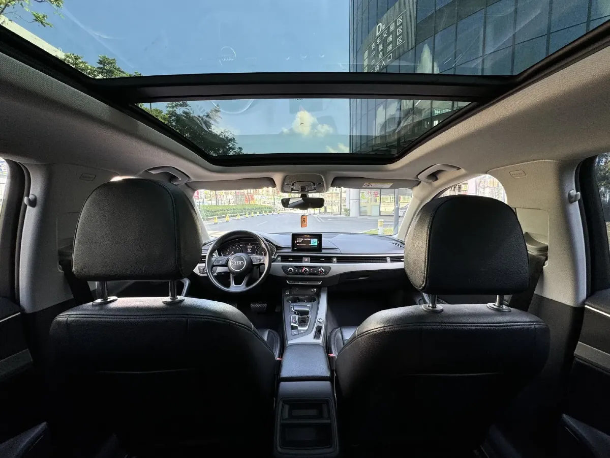 2019 Audi A4L 2.0T 190HP L4 7DCT,autocango,china used car exporter,china ev exporter,chinese used car exporter,chinese used ev exporter