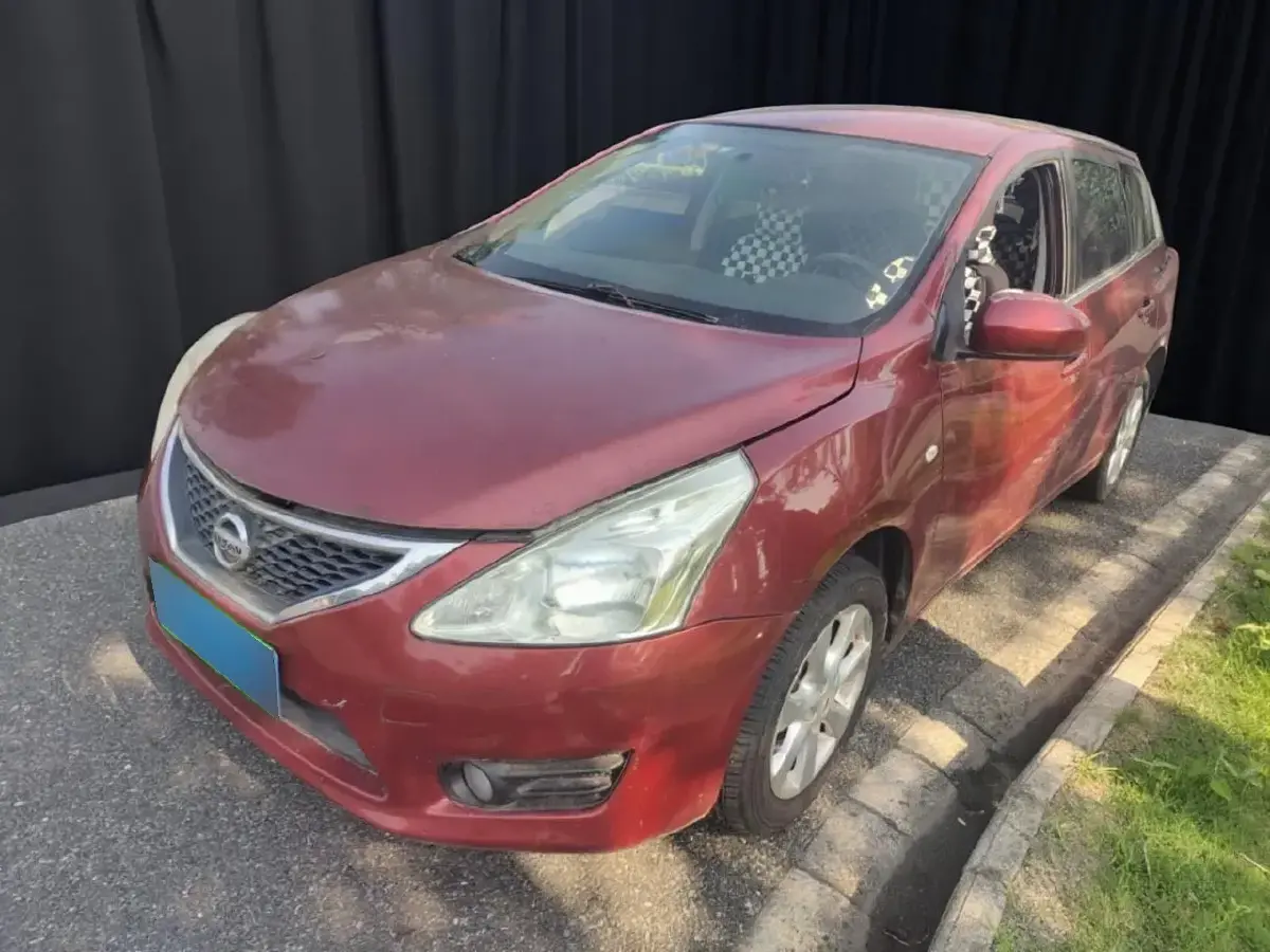 2011 Nissan Tiida 1.6L 126HP L4 CVT