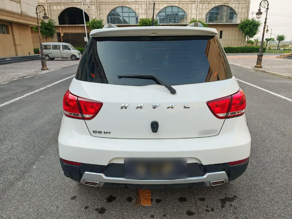 2017 Haval H1 1.5L 106HP L4 6AMT,autocango,china used car exporter,china ev exporter,chinese used car exporter,chinese used ev exporter