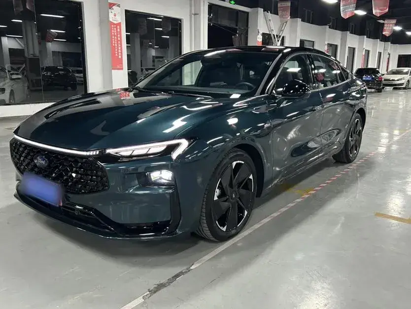 2023 Ford Mondeo 1.5T 190HP L4 E-CVT Hybrid