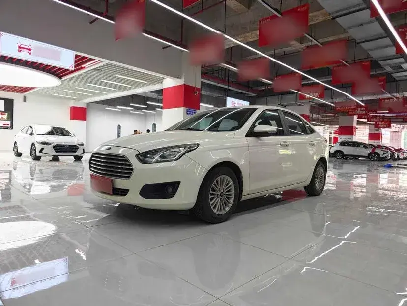 2017 Ford Escort 1.5L 113HP L4 6AT