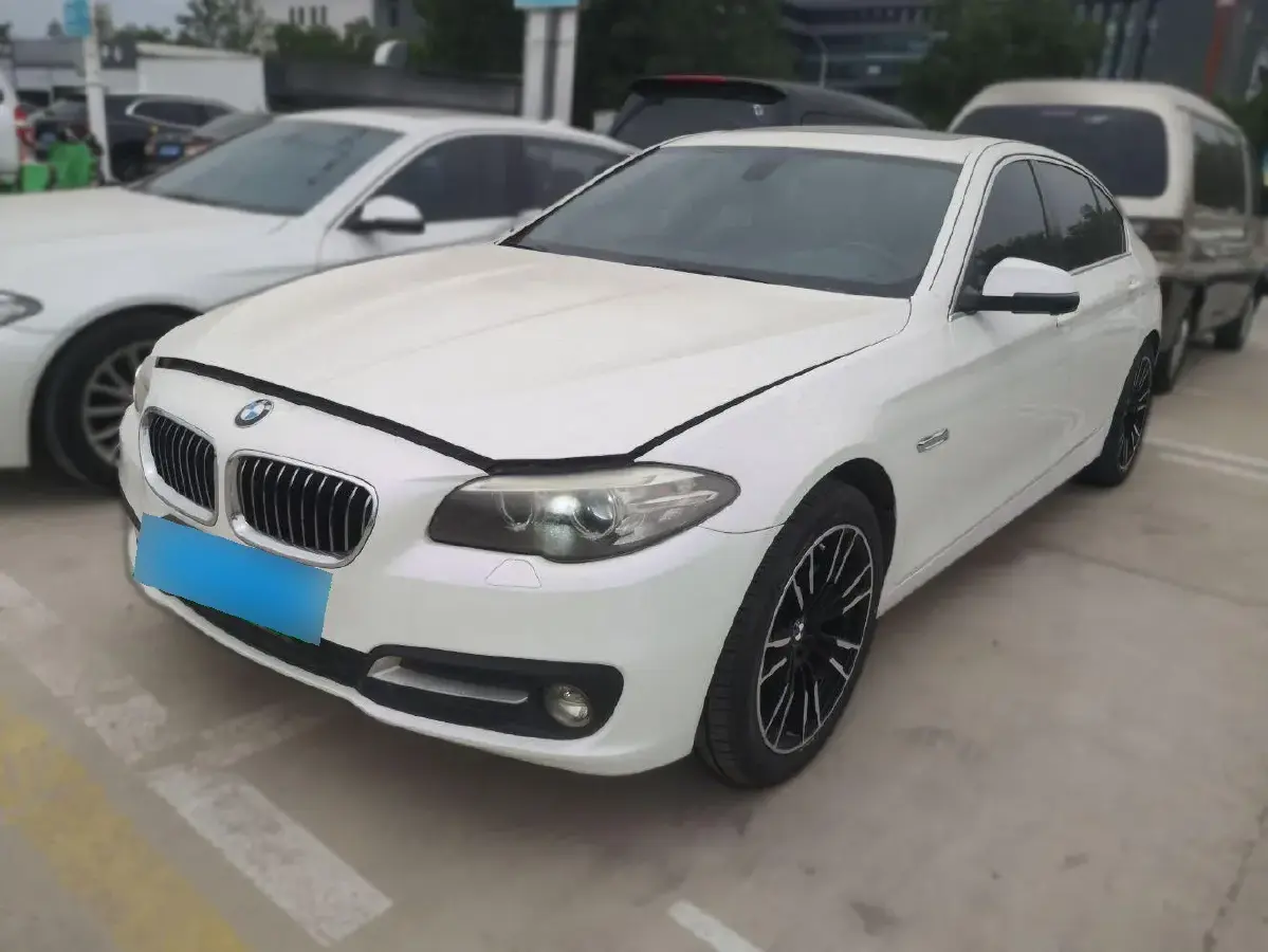 2014 BMW 5 Series 2.0T 184HP L4 8AT