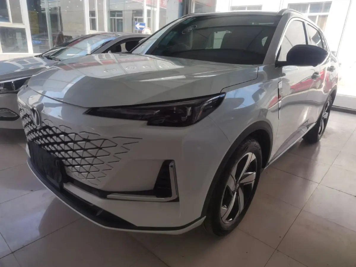 2024 ChangAn CS55 Plus 1.5T 188HP L4 7DCT