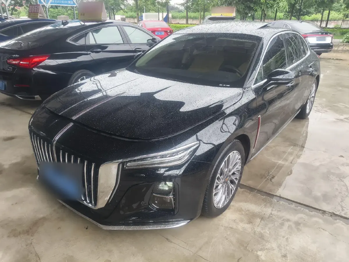 2023 HongQi H5 2.0T 224HP L4 8AT