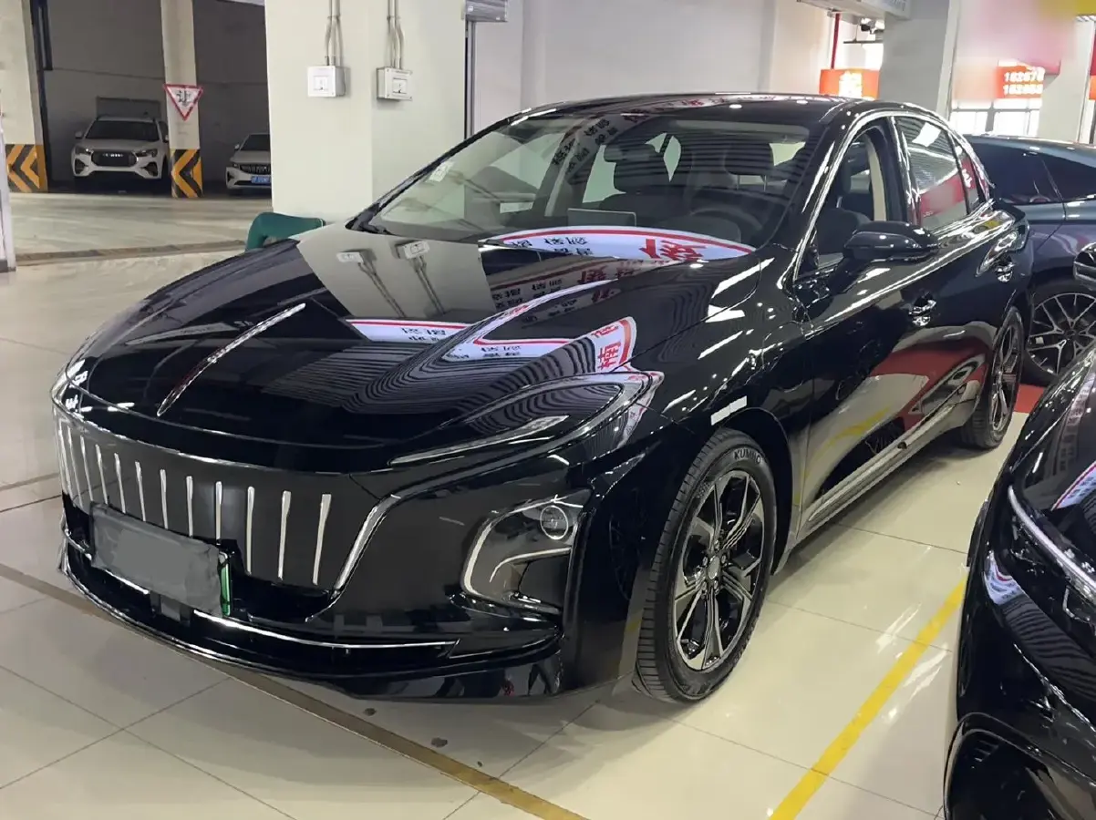 2023 HongQi E-QM5 BEV 54KWH