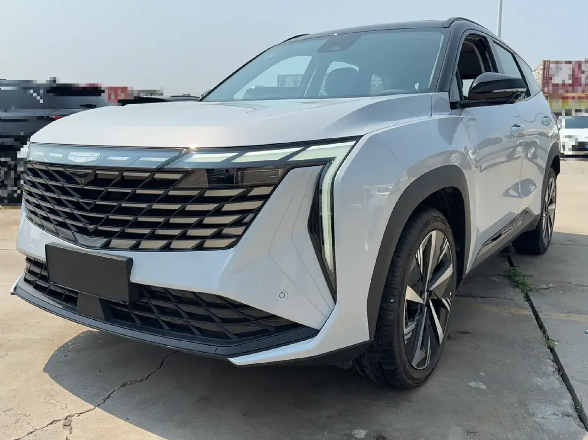 2024 Geely StarRay 1.5T 181HP L4 7DCT