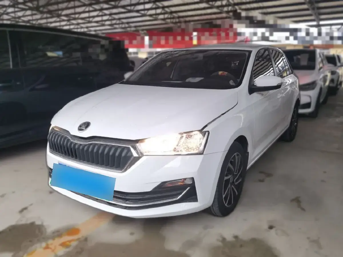 2020 Skoda Rapid Spaceback 1.5L 112HP L4 6AT