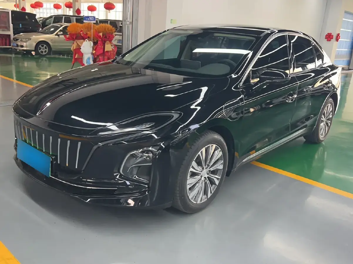 2022 HongQi E-QM5 BEV 54KWH