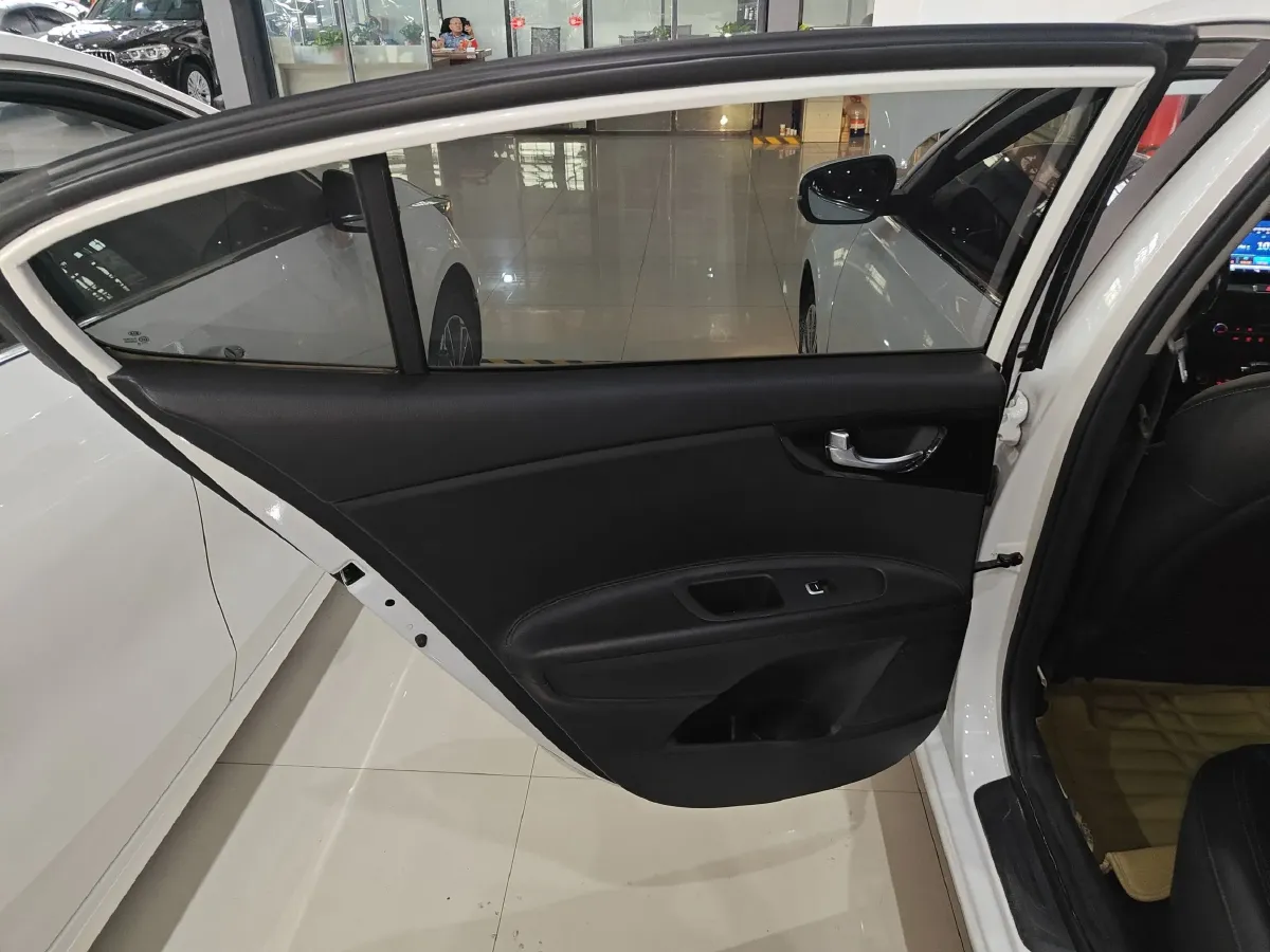 2014 Kia K4 1.8L 143HP L4 6AT,autocango,china used car exporter,china ev exporter,chinese used car exporter,chinese used ev exporter