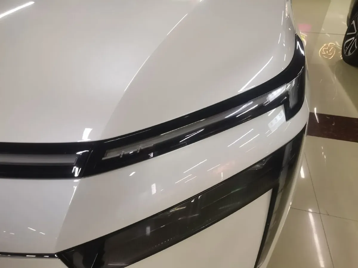 2024 GAC Trumpchi E8 2.0L 140HP L4 2DHT PHEV 25.57KWH,autocango,china used car exporter,china ev exporter,chinese used car exporter,chinese used ev exporter